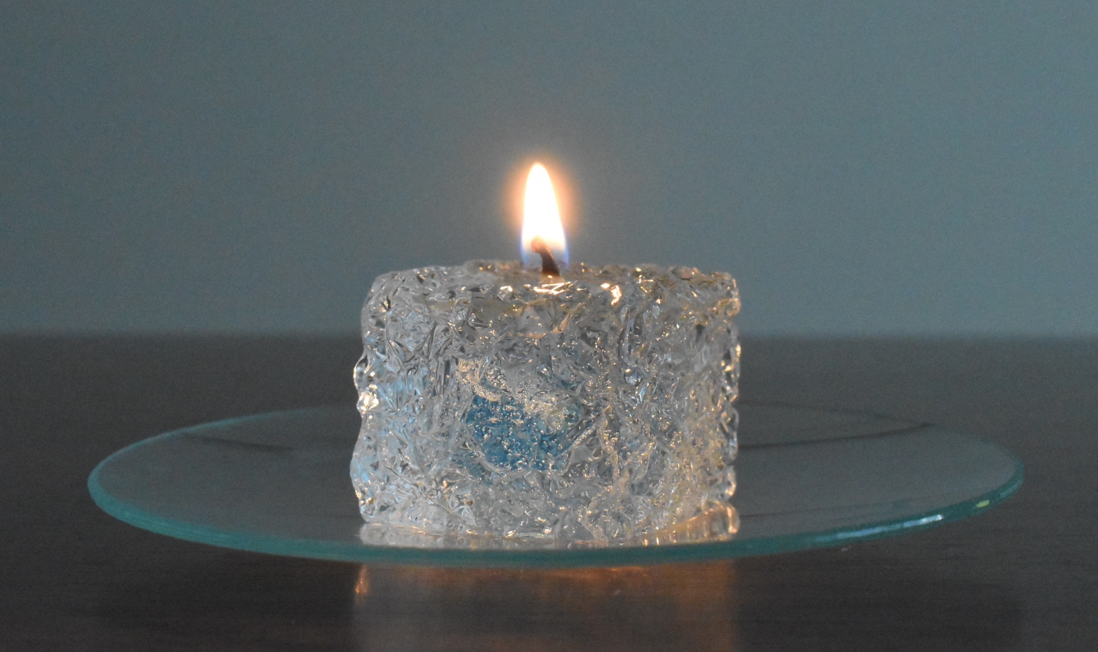 【透明なジェルワックスで】うっとりしちゃう美しさ｜氷のキャンドルの作り方