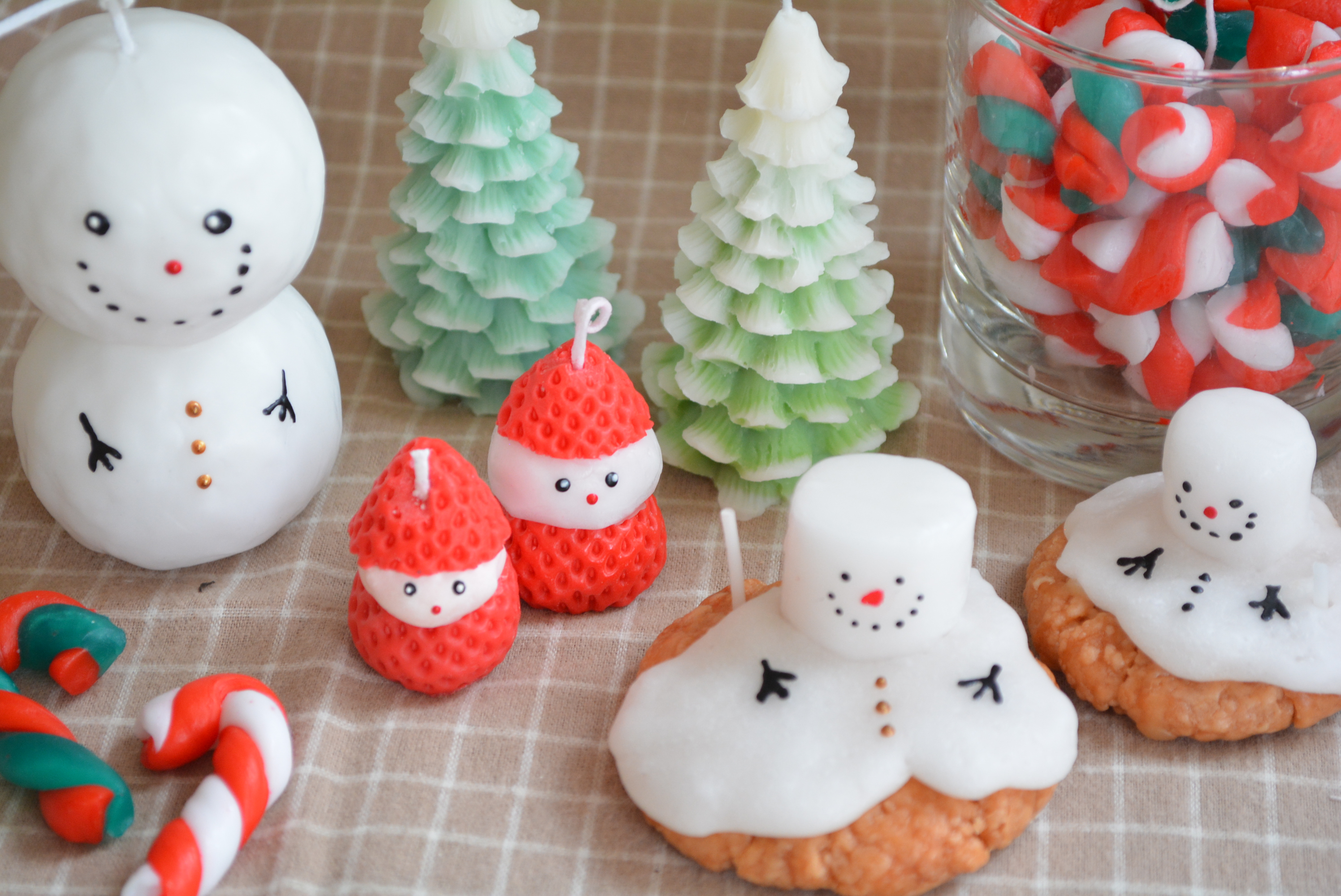 【初心者でも簡単】クリスマスを盛り上げるキャンドルの作り方