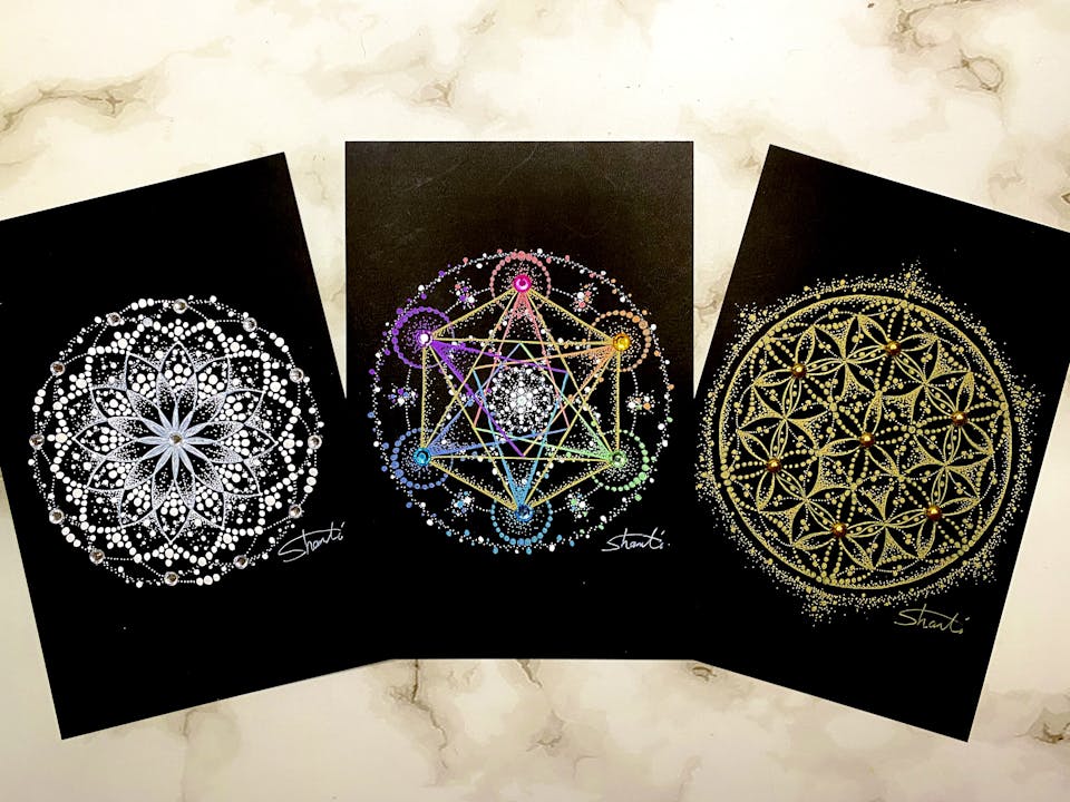 曼荼羅模様をうまく描くコツ5つを紹介！癒し効果のある曼荼羅アートで