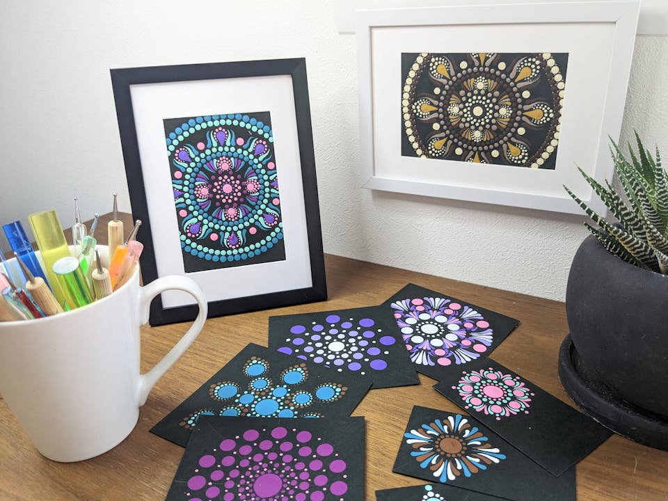 幾何学模様が美しい、初めてのドットマンダラアート講座