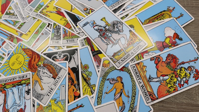 タロット占いとは？