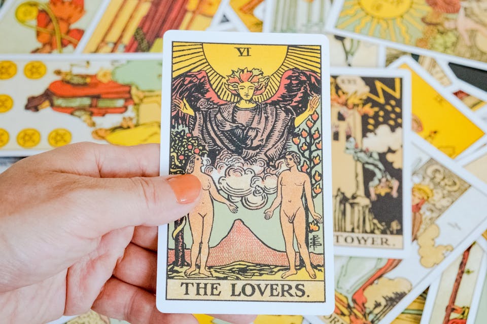 参考にしたいタロットカードの意味3つ