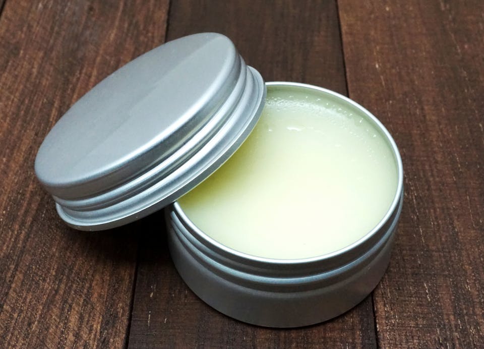 ◼︎蜜蝋は汎用性の高い天然素材