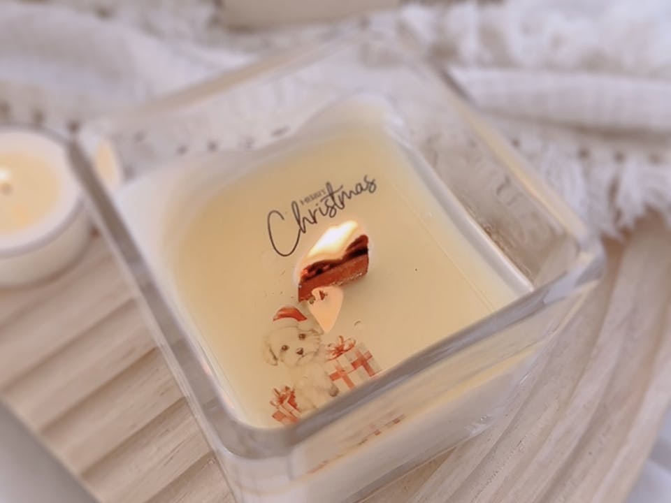 Favori candle「灯すとメッセージが出てくるアロマキャンドルの作り方 」