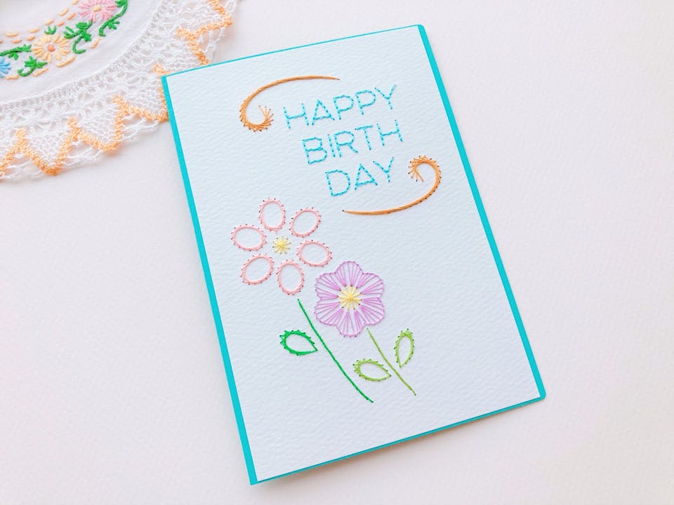 紙刺繍を用いた作品アイデア