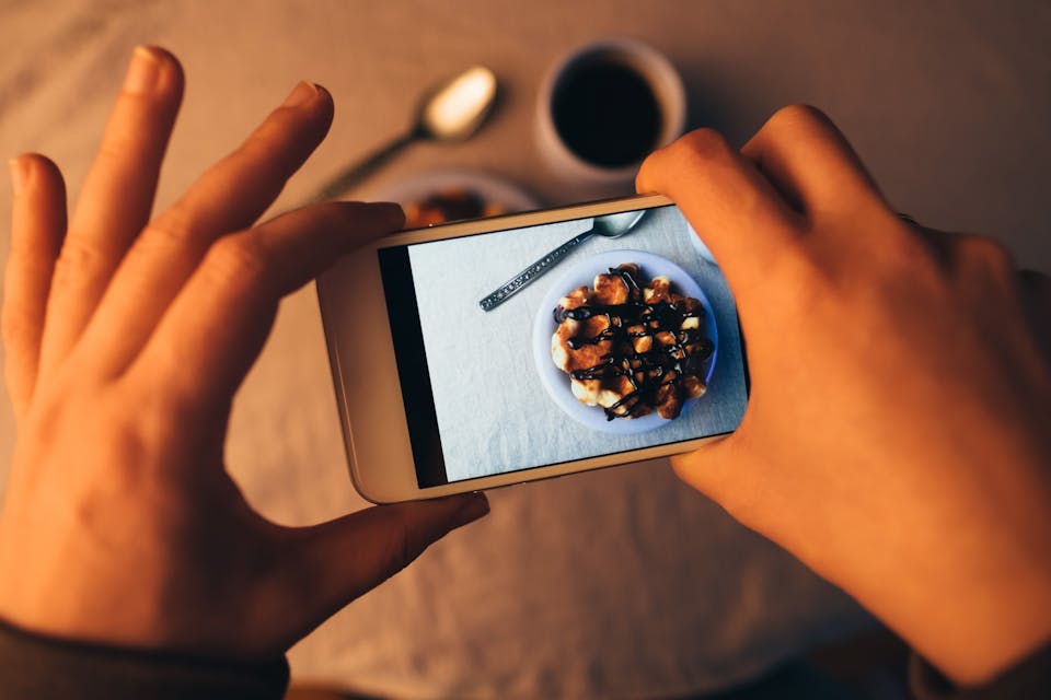 縦撮り・横撮り撮影の持ち方