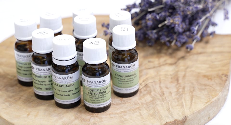 アロマオイル（精油）