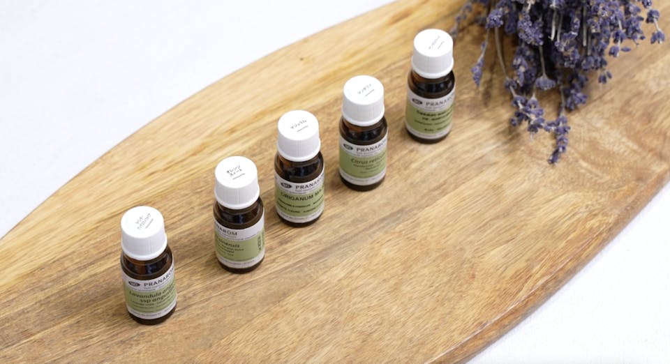 1．精油・ベースオイルの選び方