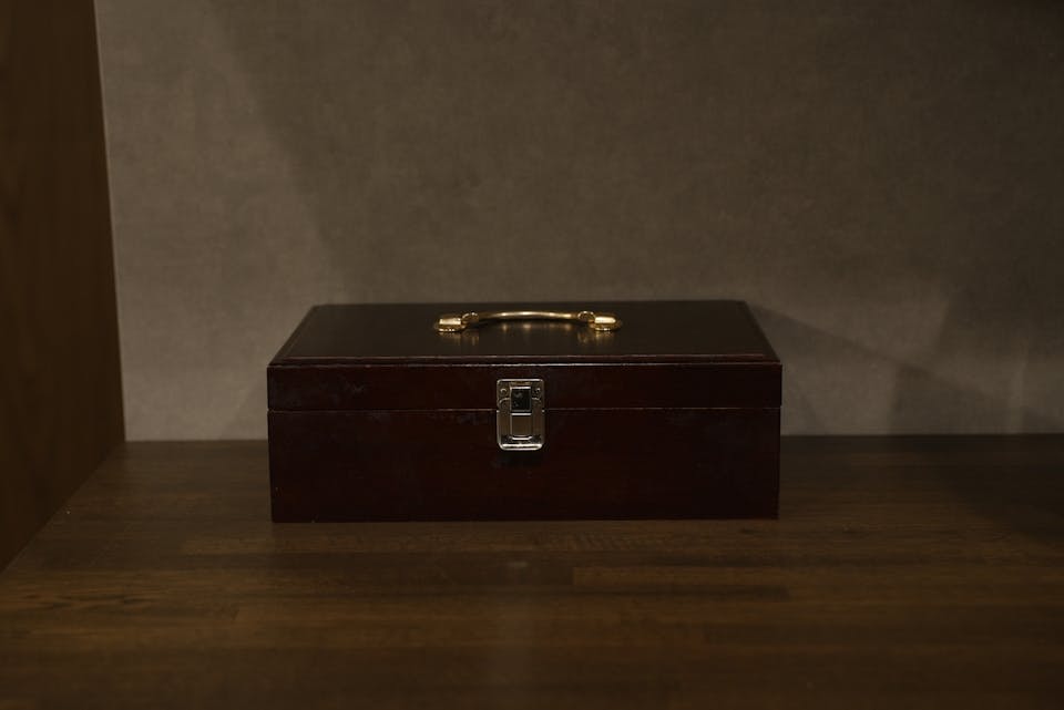 2．精油・ベースオイルの保管方法