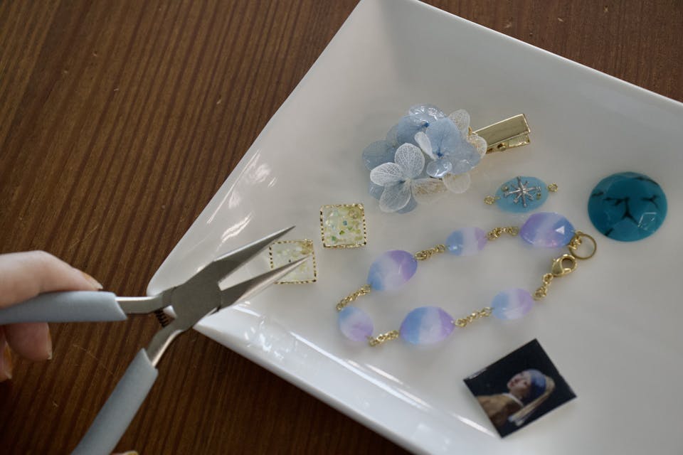 ハンドメイド初心者さんでも挑戦しやすいレジンクラフト。