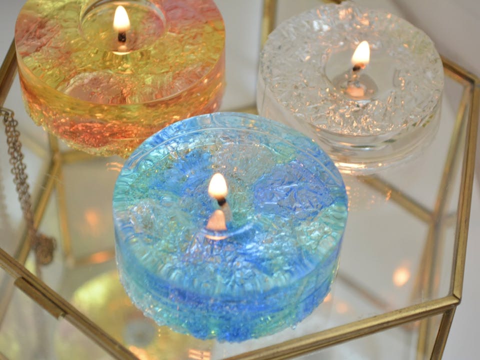 2-2．作品を飾ったりプレゼントしたりできる