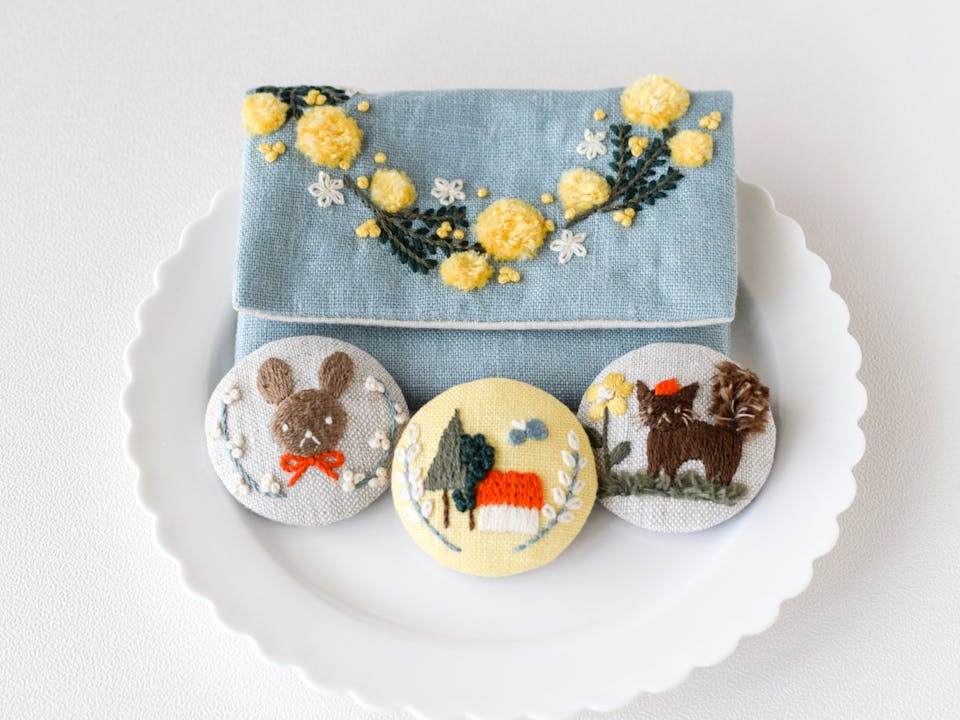 立体的なふわふわ刺繍のモチーフ