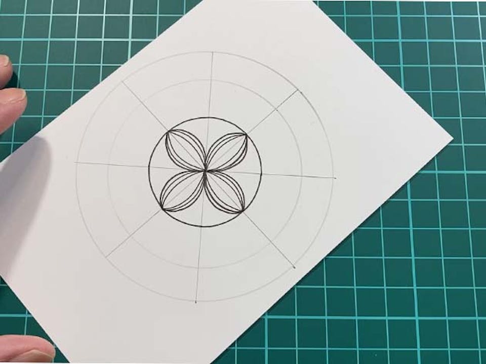 Luco「初めてでも描ける、曼荼羅アート講座」