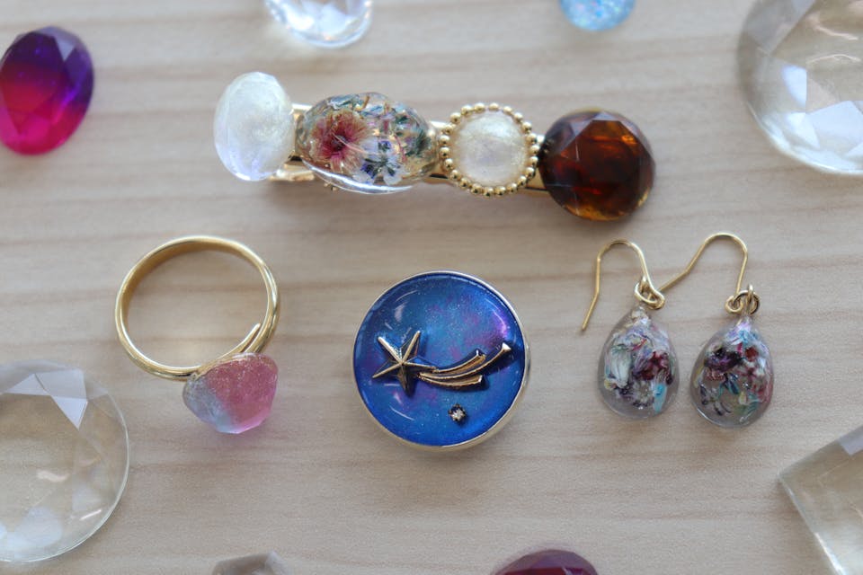 3．初心者でもできる！UV-LEDレジン作品の作り方