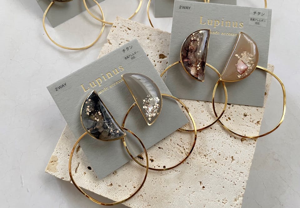 1．大人の趣味として大人気！レジンアクセサリーとは？