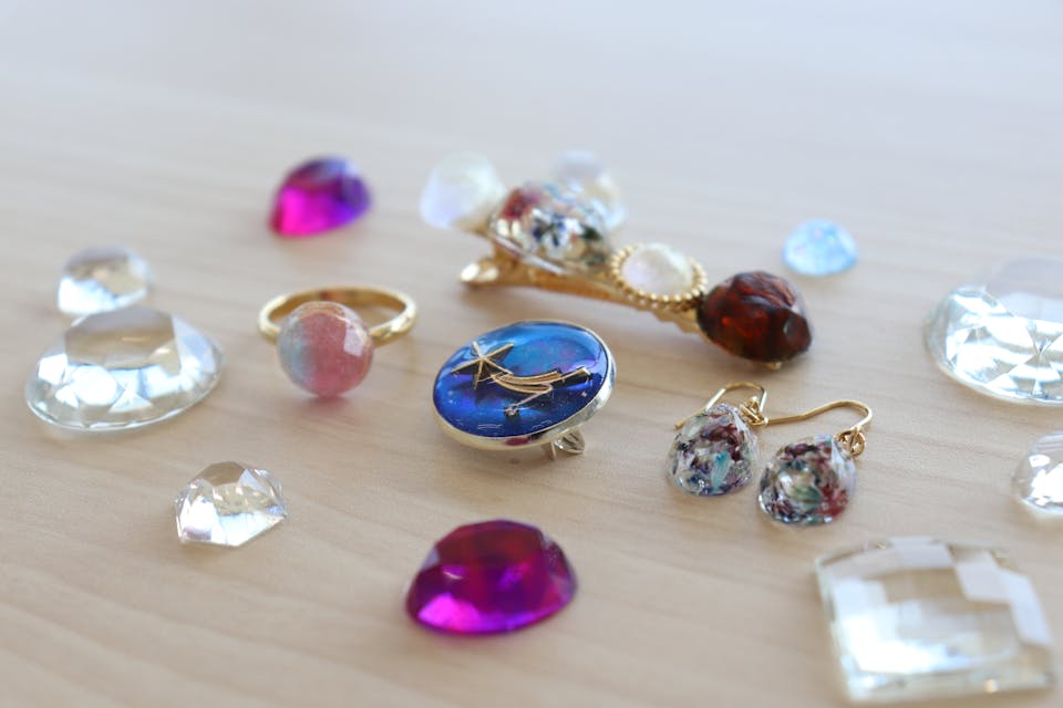 5．レジンアクセサリーの作り方を学びたい方におすすめのスキルアップ方法