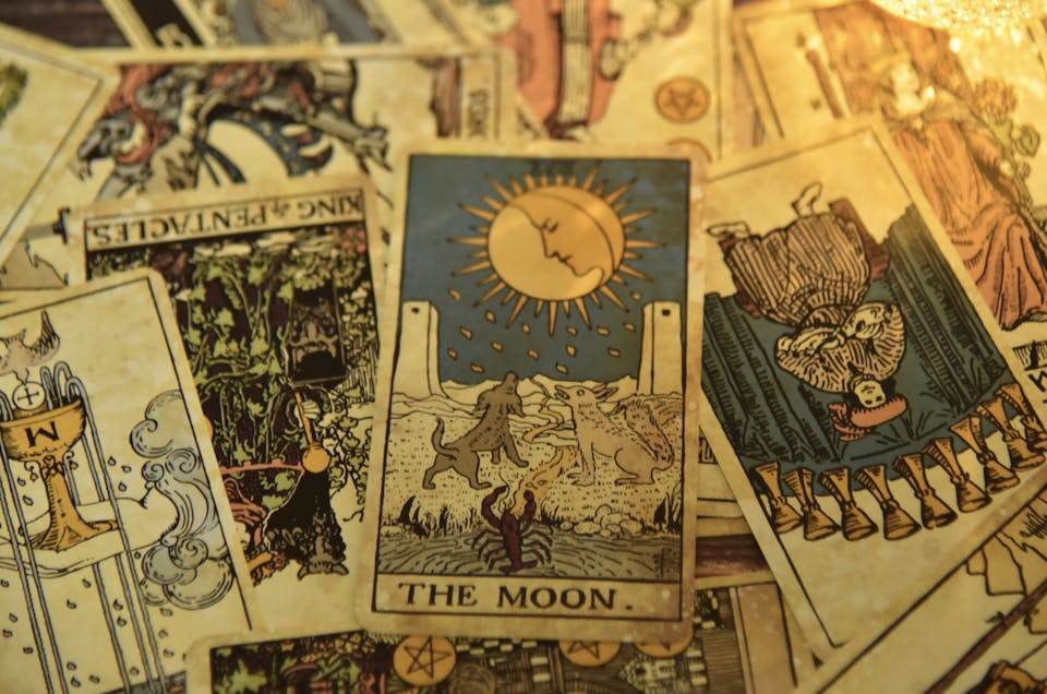 【４】初心者におすすめなタロットカードの選び方