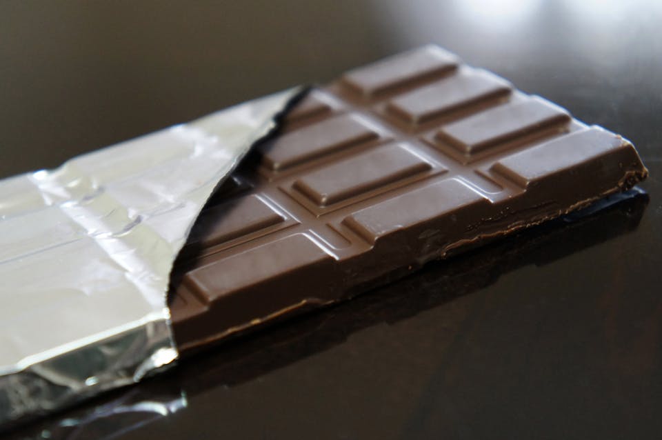 犬の手作りごはんを作る際に避けるべき食品リスト