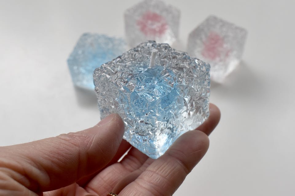 作例3．硝子氷キャンドル