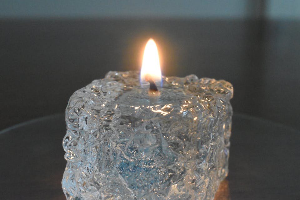 作品2：硝子氷キャンドル