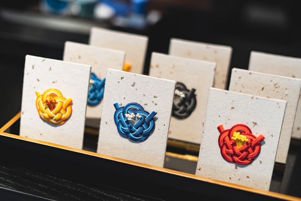 キャッチタイプの水引ピアスの作り方