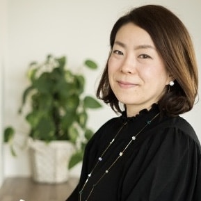 up Asami
