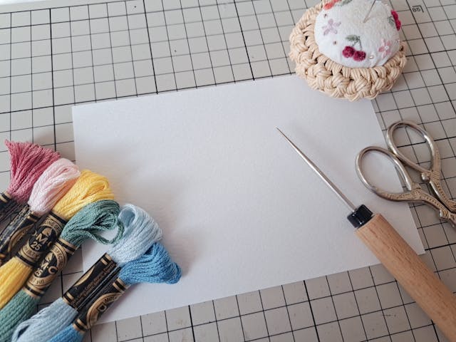 紙刺繍の基本から応用スキルまで学べるのイメージ画像