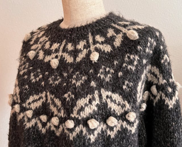 ボタニカルデザインの編み込み模様に挑戦のイメージ画像