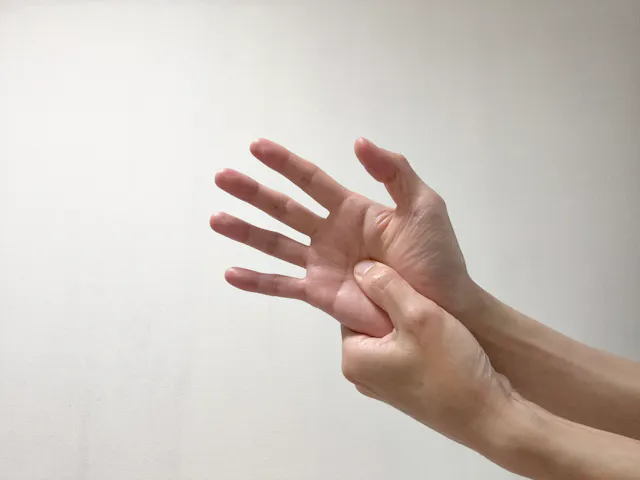 まずはLesson2から必ずご覧ください！
(Lesson1は無料視聴できます)のイメージ画像