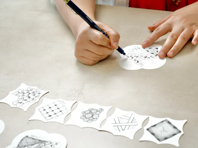 基本のタングルを組み合わせて自分だけの作品が完成のイメージ画像