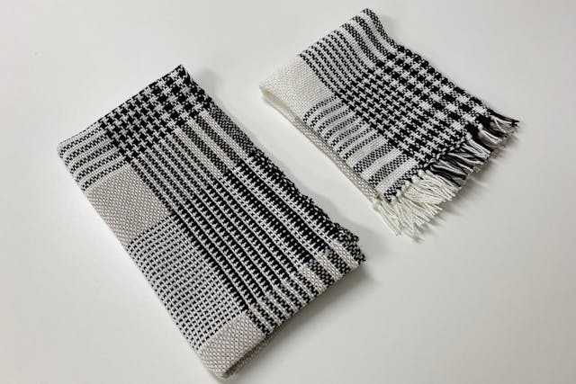  クロスやマフラーなどの7作品を制作しますのイメージ画像