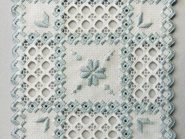 ハーダンガー刺しゅうの
魅力に触れてみませんか？のイメージ画像