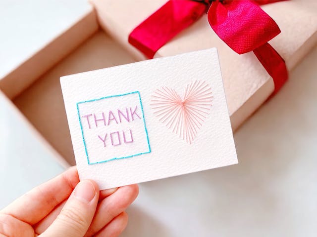 まるで工作のように手軽な「紙刺繍」のイメージ画像