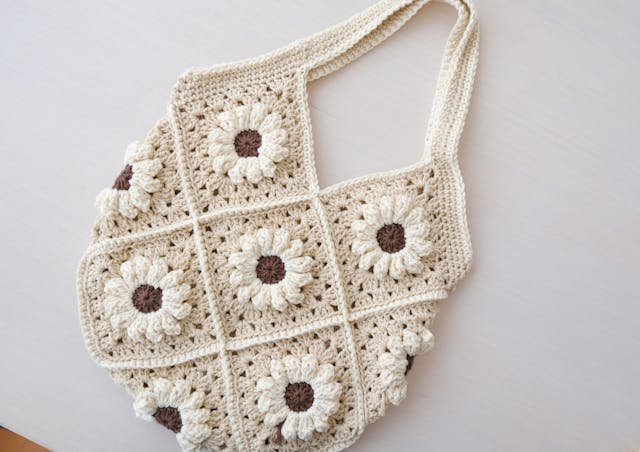 ぷっくりがかわいいお花のバッグのイメージ画像