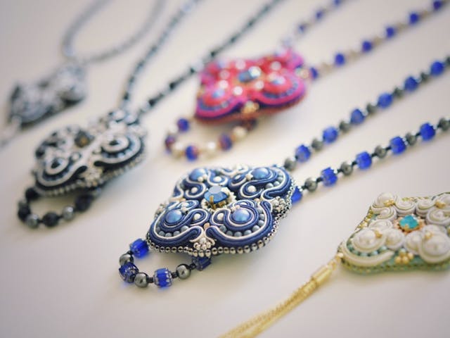 伝統刺繍「ソウタシエ」とは？のイメージ画像