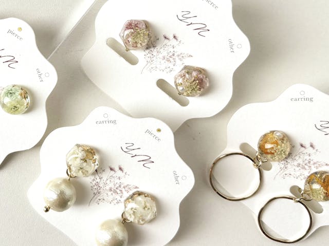 透明感とツヤ感が魅了のレジンアクセサリーのイメージ画像