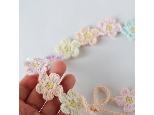 制作アイテム①「花冠(花かんむり)」のイメージ画像