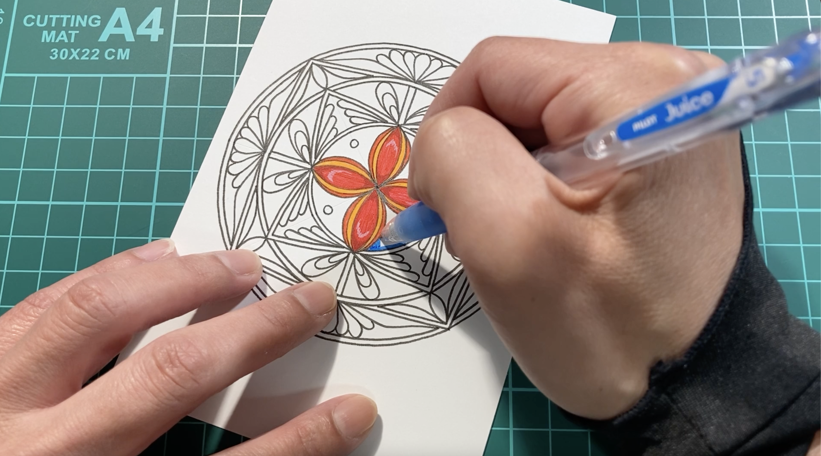 初めてでも描ける、曼荼羅アート講座の紹介画像4