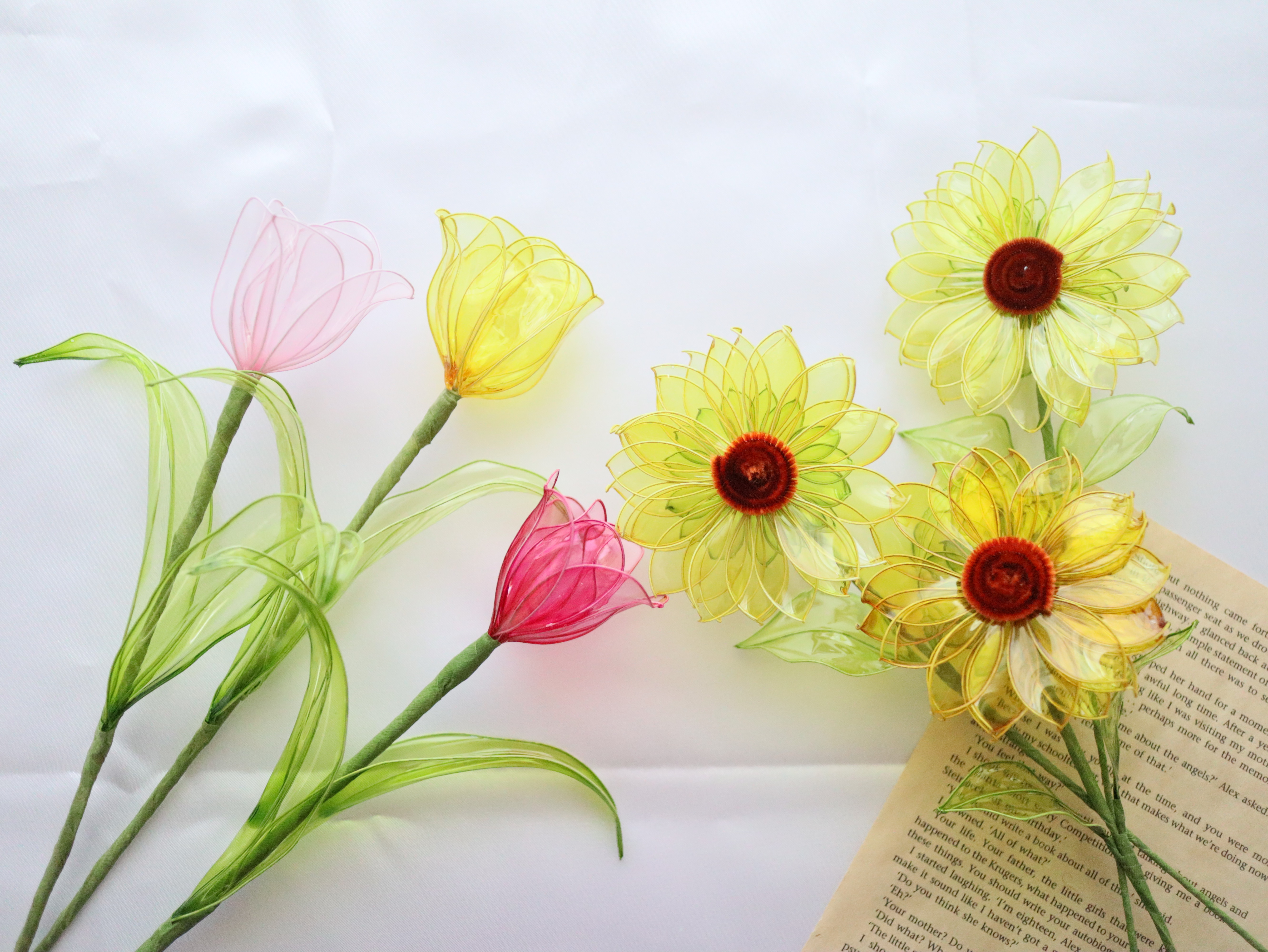 緻密で繊細な輝くお花！初めてのアメリカンフラワー講座