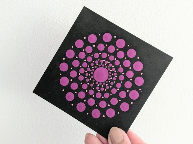 幾何学模様が美しい、初めてのドットマンダラアート講座の紹介画像3