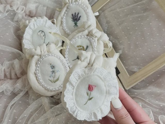 初めてでも簡単♡ 刺繍で仕立てる小物作り講座