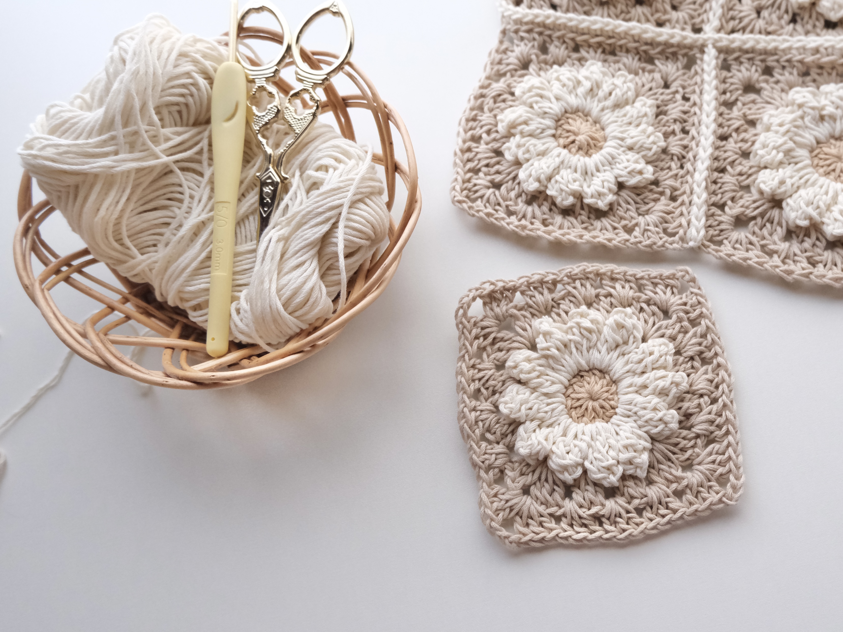 専用』フェリシモ かぎ針編み お花モチーフ１５点セット - 素材/材料