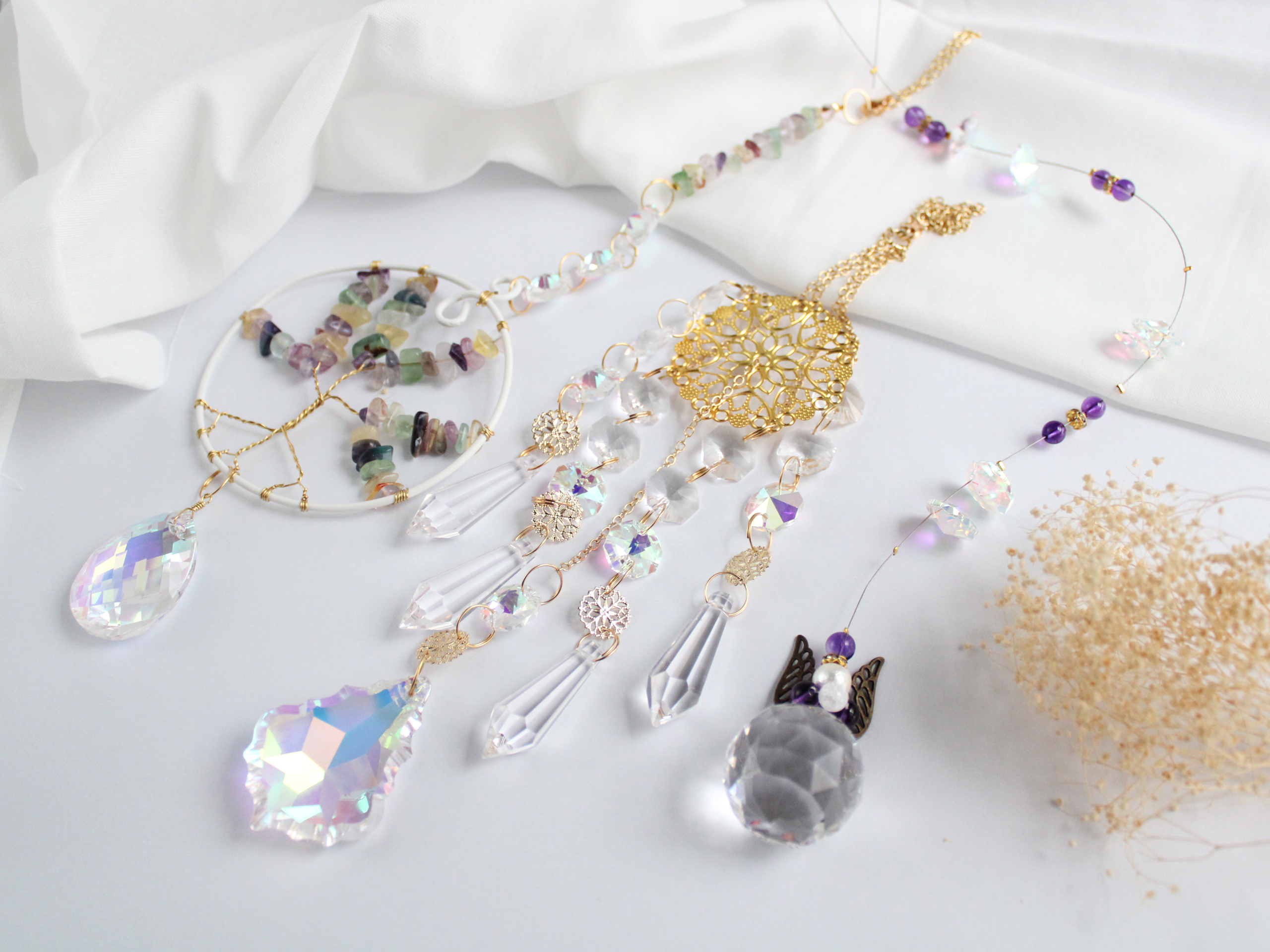 輝く光が幻想的な サンキャッチャー制作講座の紹介画像1