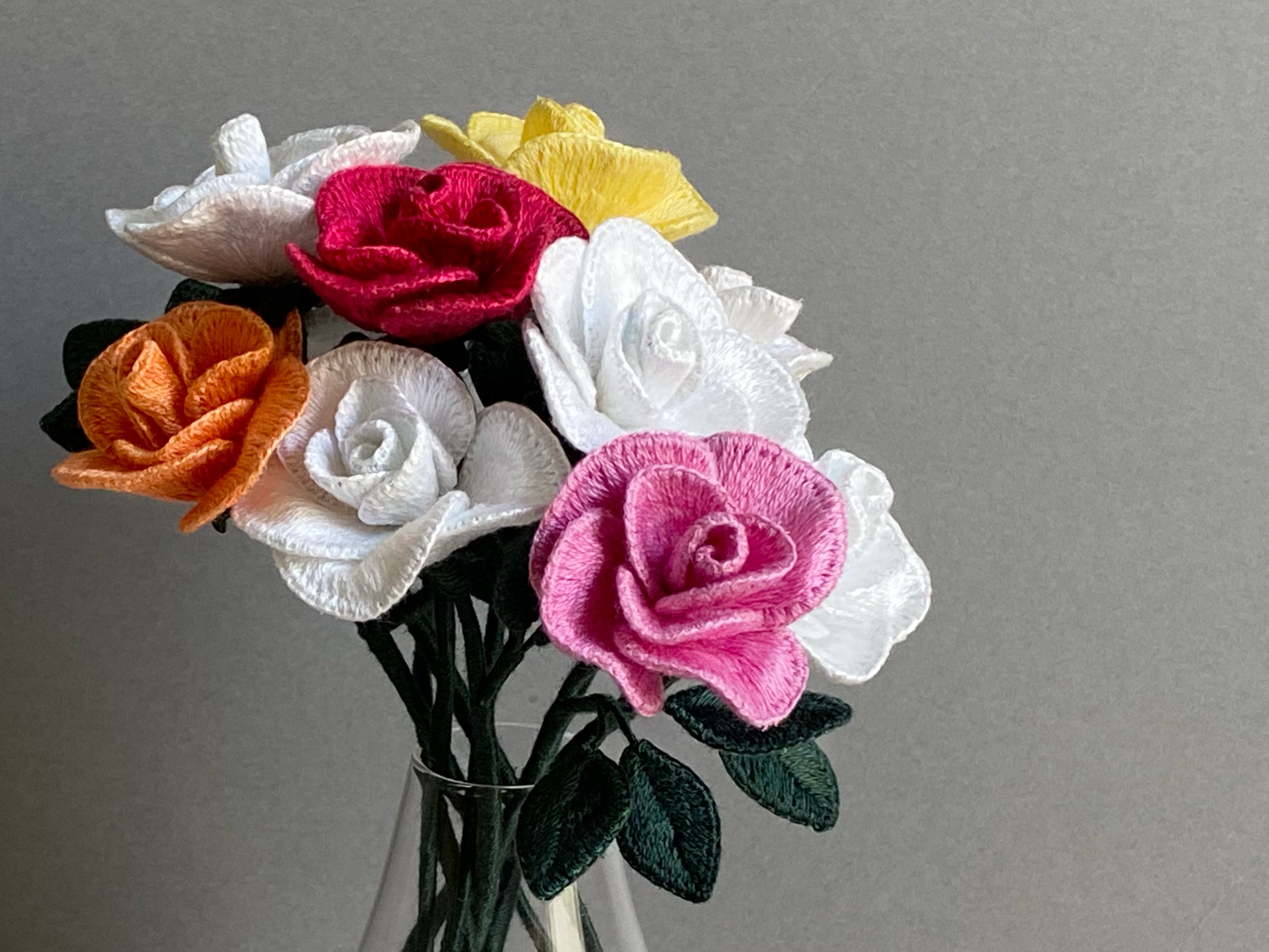 立体刺繍でつくる、バラの刺繍講座