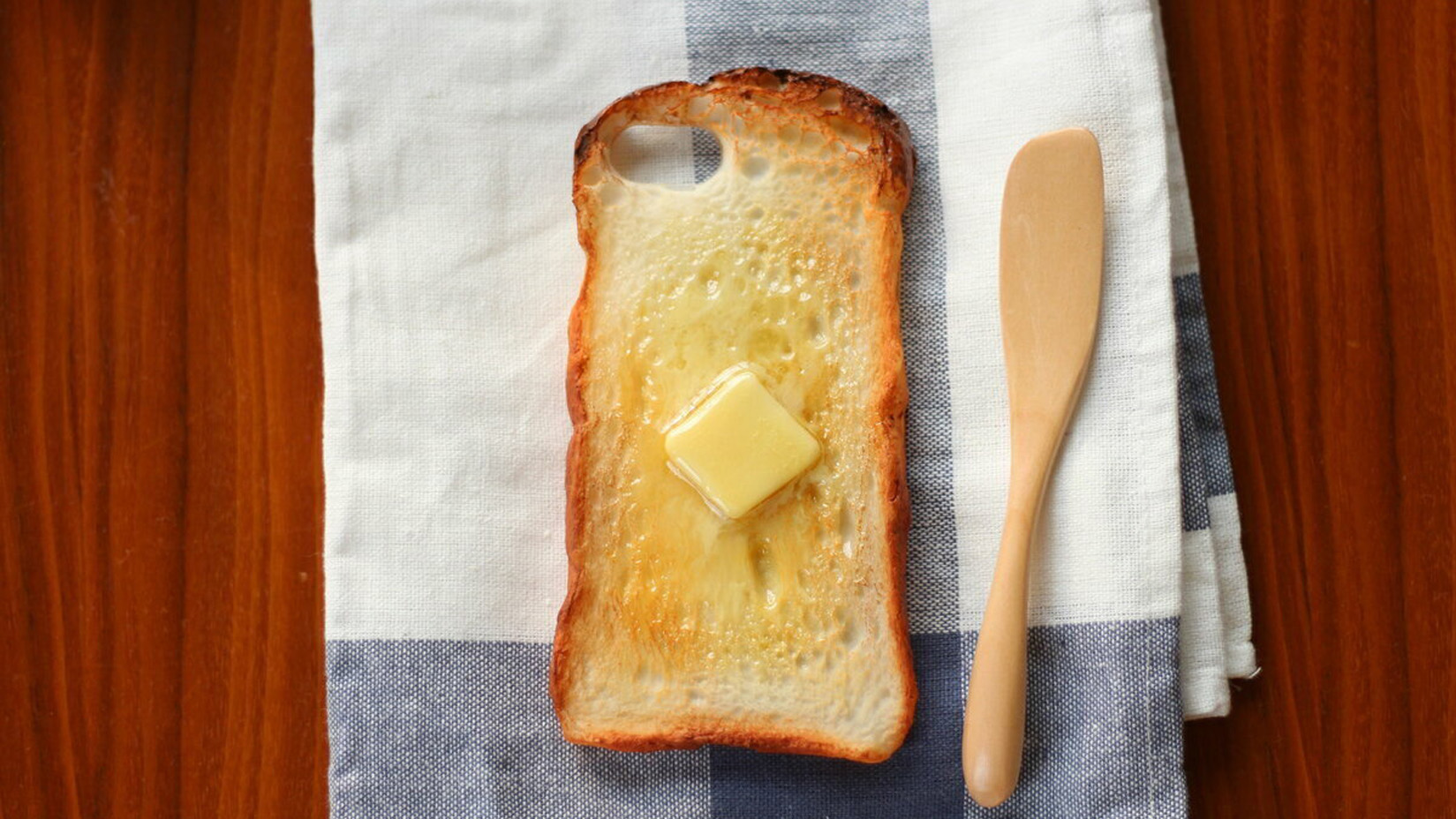 市販トーストで作れる！はじめてのトーストスマホケース作り講座