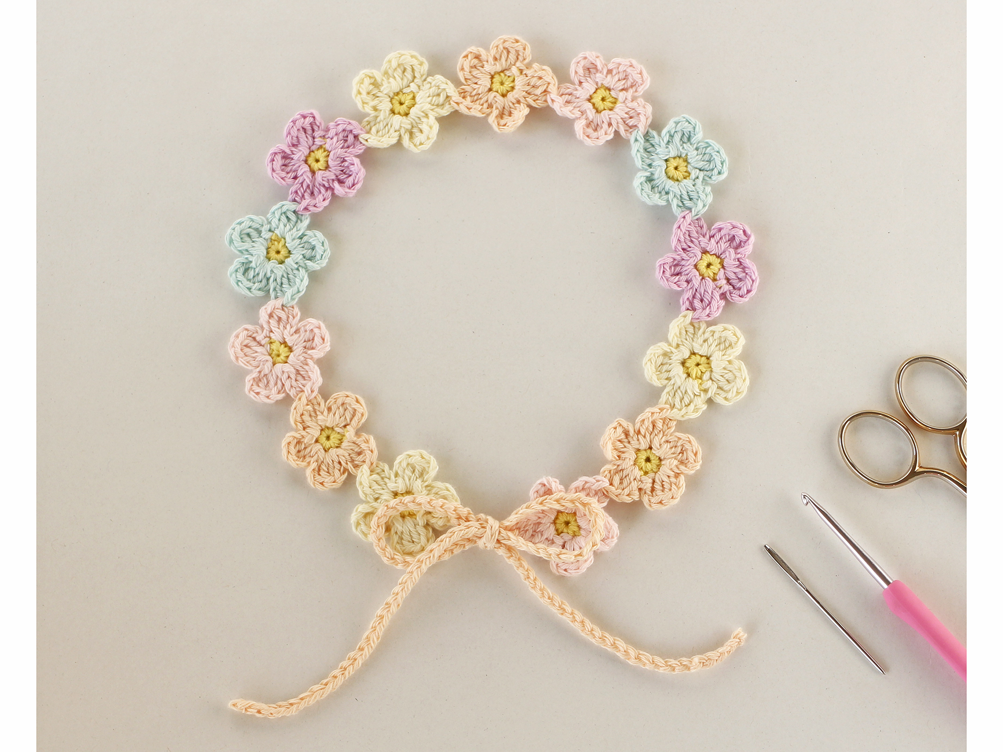 かぎ針編みの基本から学べる！キッズ小物製作講座 ~花かんむり・お花ポシェット~の紹介画像2