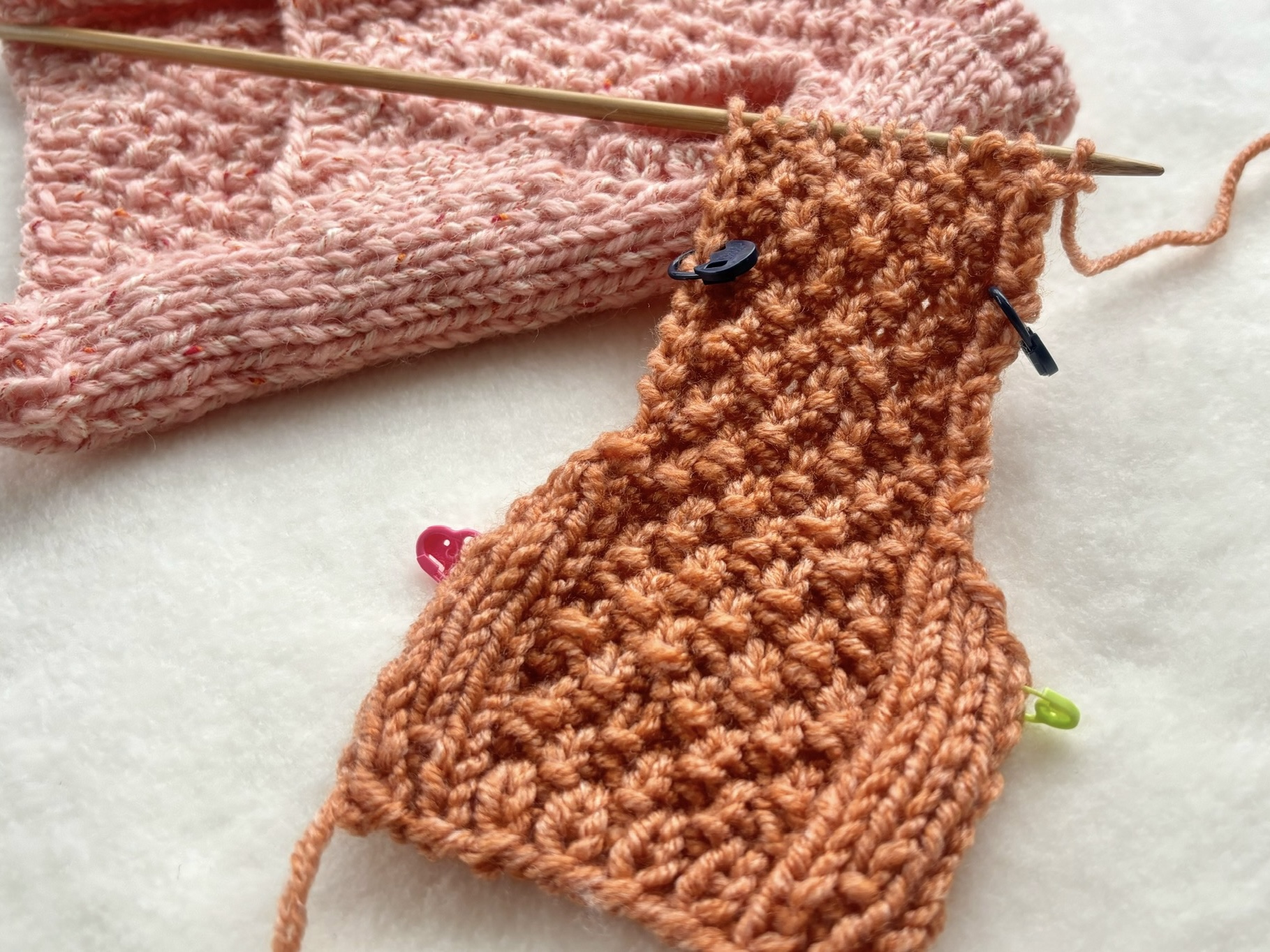 愛犬とおそろいで楽しむ！棒針編みのニット・ハンドウォーマー講座の紹介画像4