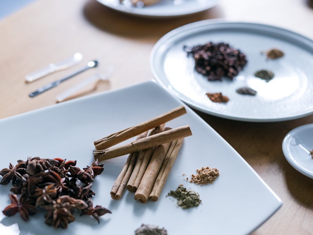 天然香料を使った、オリジナルお香づくり講座の紹介画像4