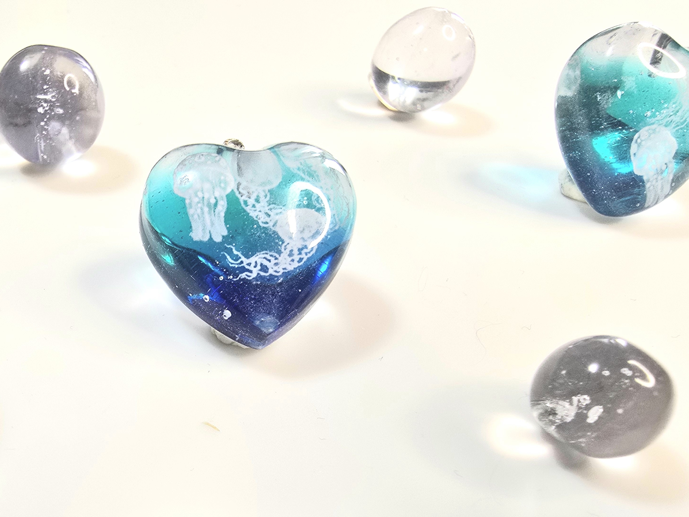 自分だけの世界観を詰め込んだ立体レジンアートアクセサリー講座の紹介画像2