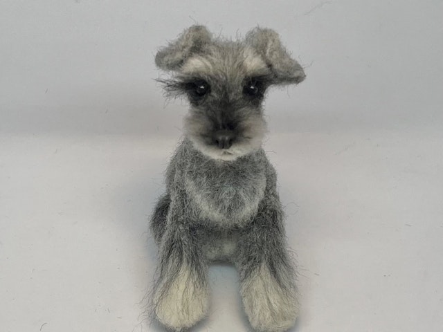 ミニチュアシュナウザー✩︎参考画像✩︎羊毛フェルト ミニチュアシュナウザー✩︎参考画像✩︎羊毛フェルト - メルカリ